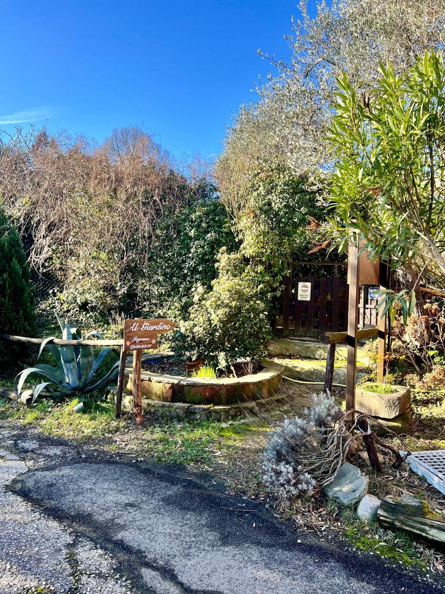 La Casa Rosa Hotel Borghetto di Vara Ngoại thất bức ảnh