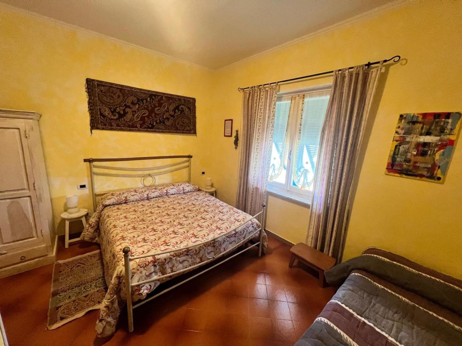 La Casa Rosa Hotel Borghetto di Vara Ngoại thất bức ảnh