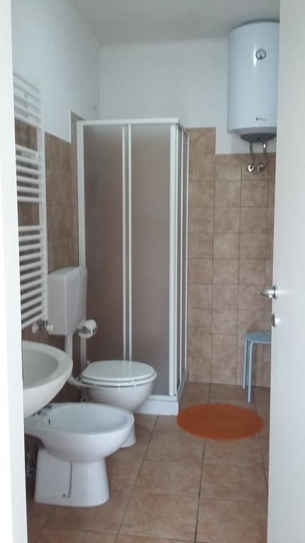 La Casa Rosa Hotel Borghetto di Vara Ngoại thất bức ảnh