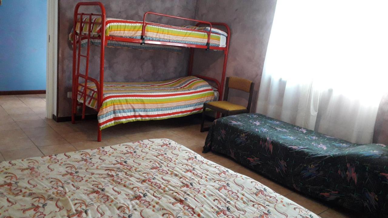 La Casa Rosa Hotel Borghetto di Vara Ngoại thất bức ảnh